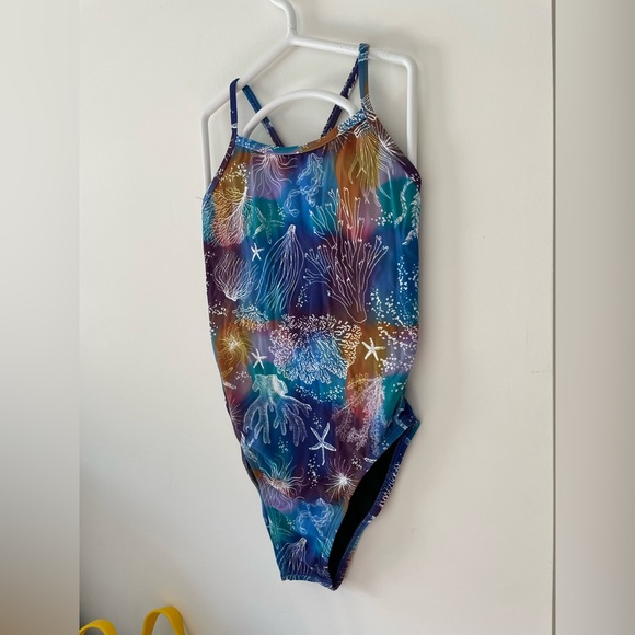 Jolyn dayno swim suit 28 - Picture 2 of 4